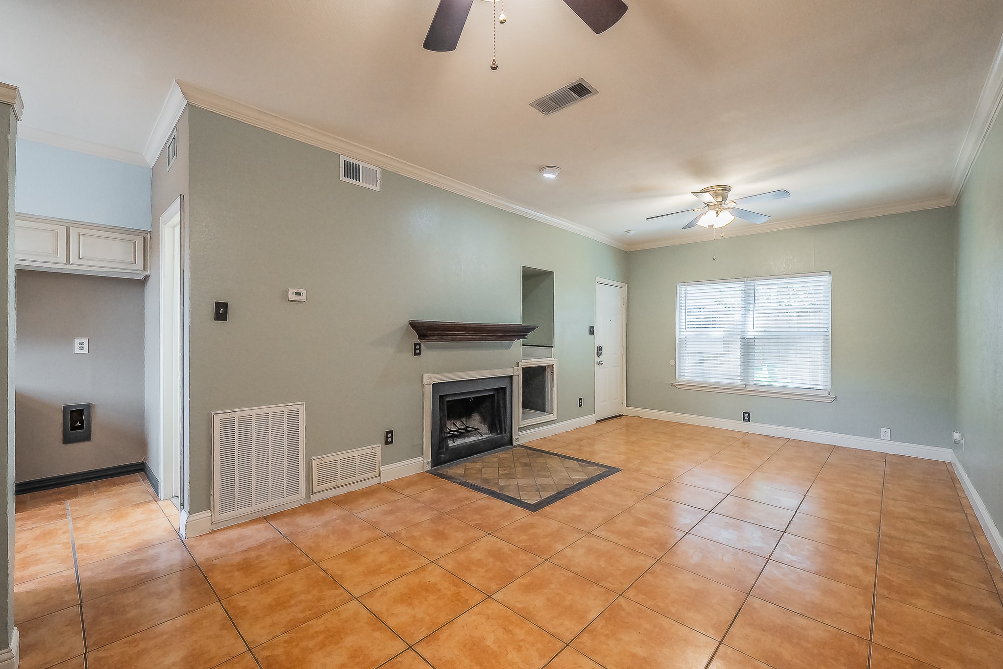 2728 Reagan Street 101