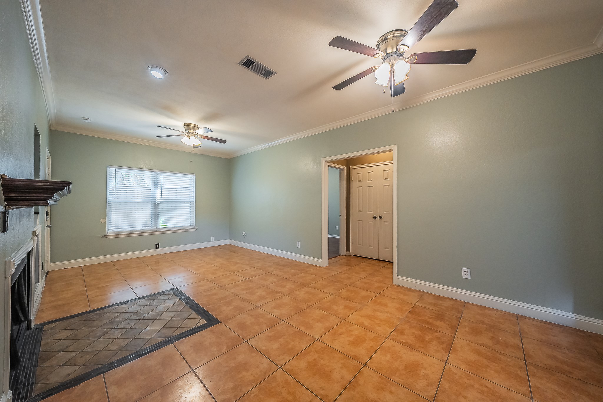 2728 Reagan Street 101
