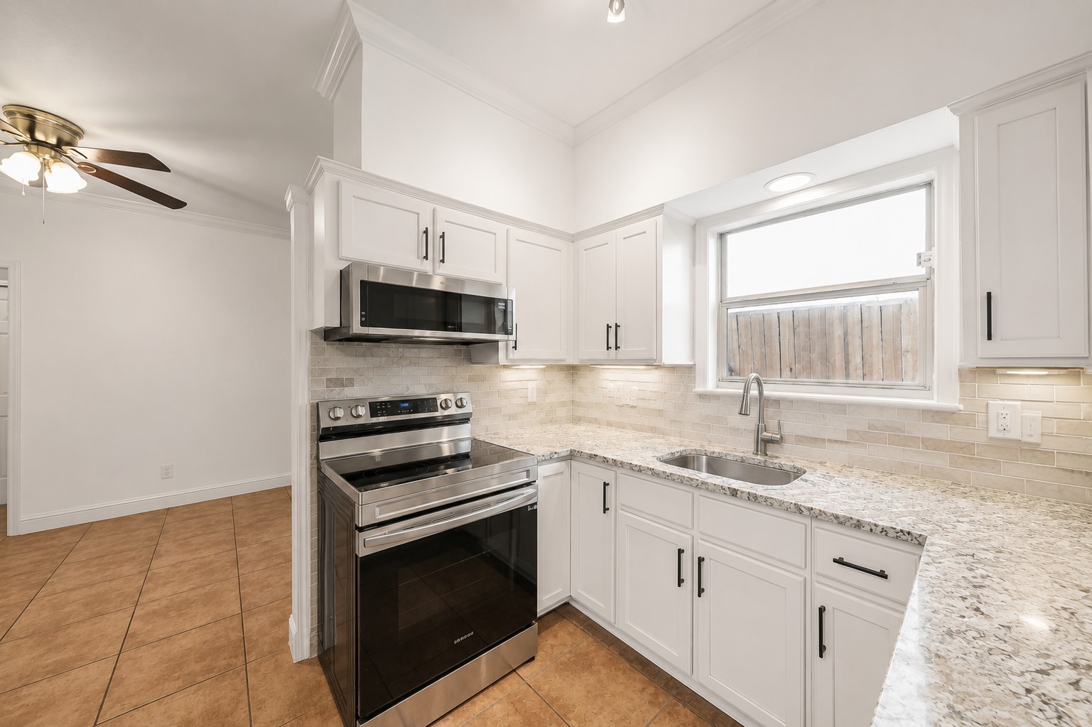 2728 Reagan Street 101