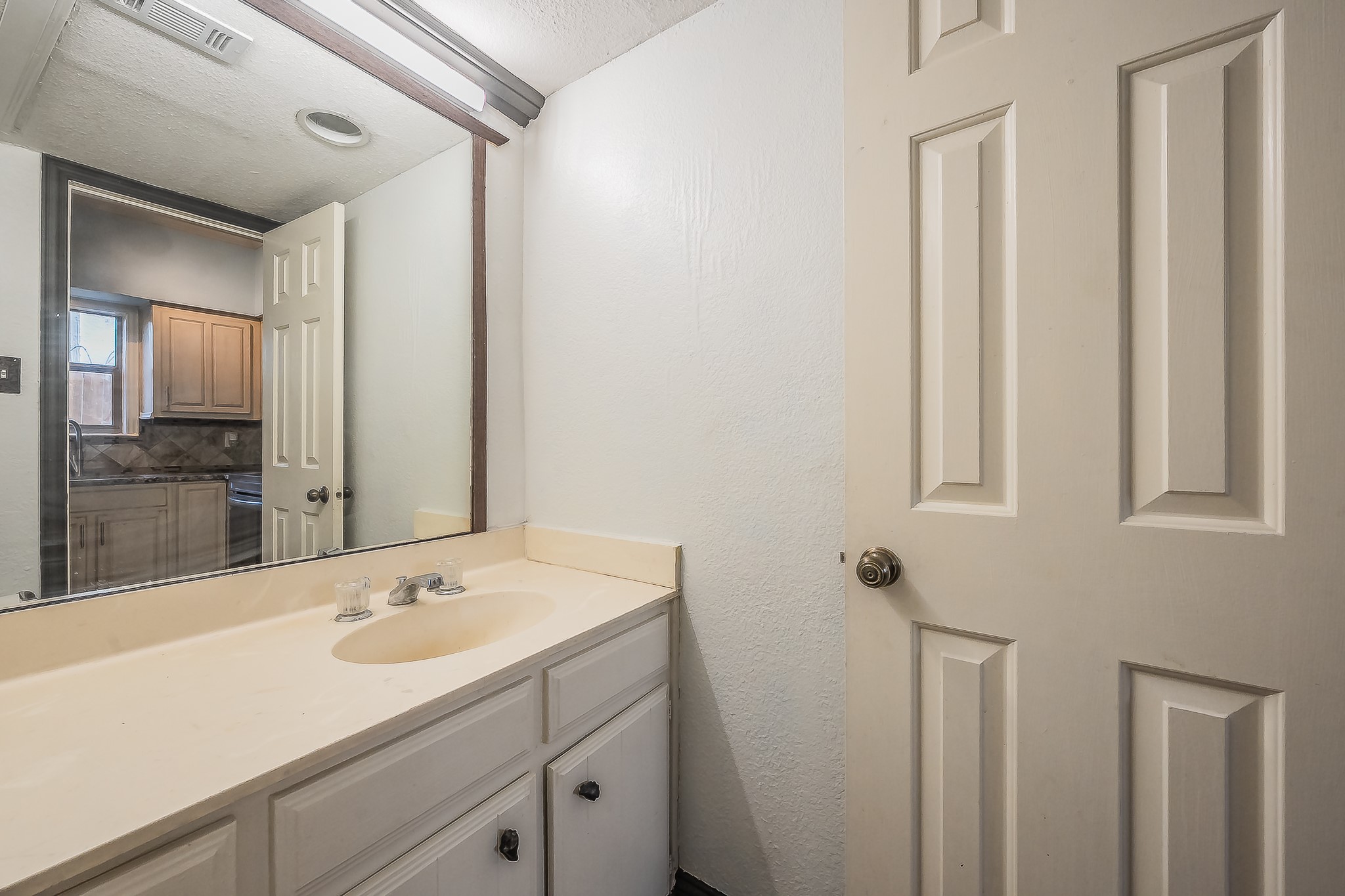 2728 Reagan Street 101