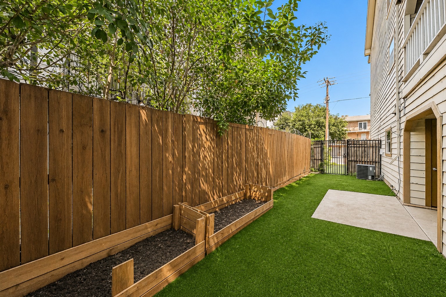 2728 Reagan Street 101