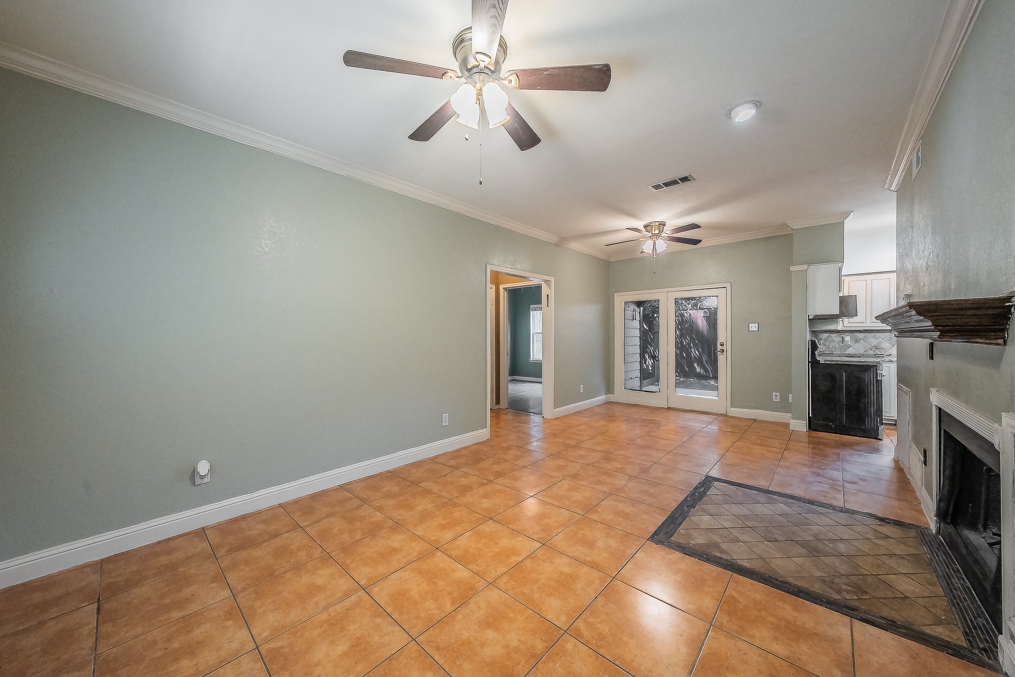 2728 Reagan Street 101