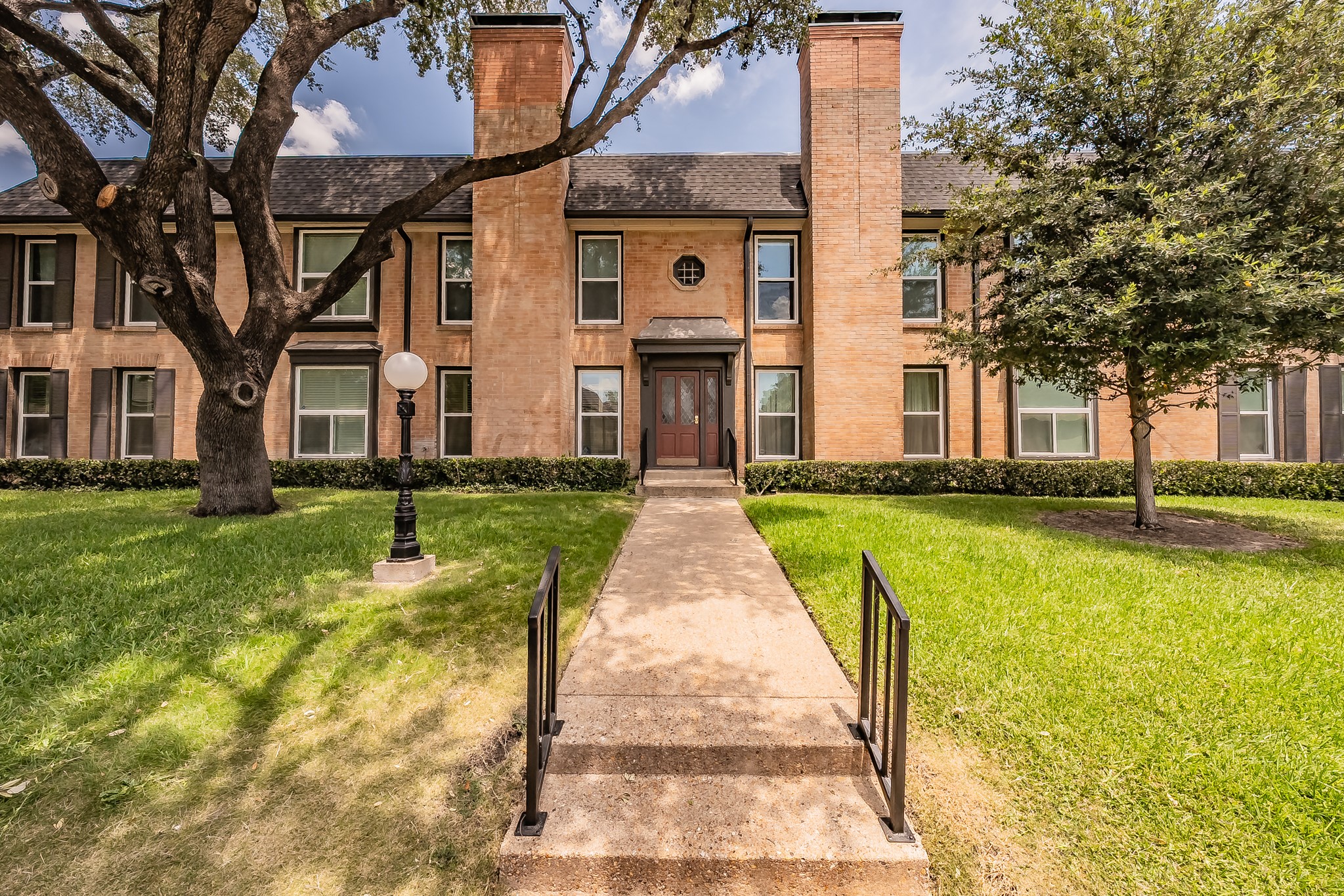 10100 Regal Park Lane 222