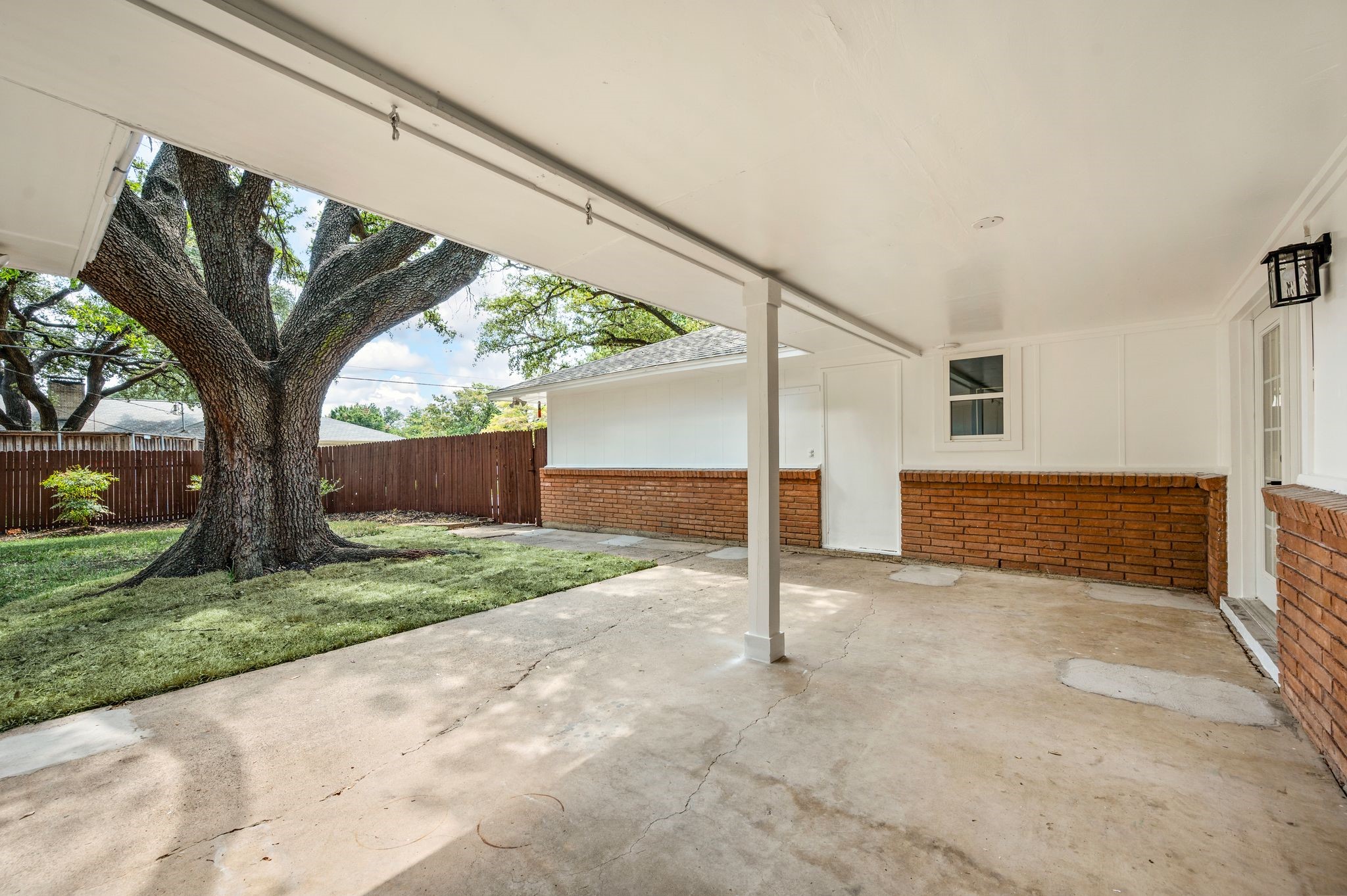 3208 Timberview Road