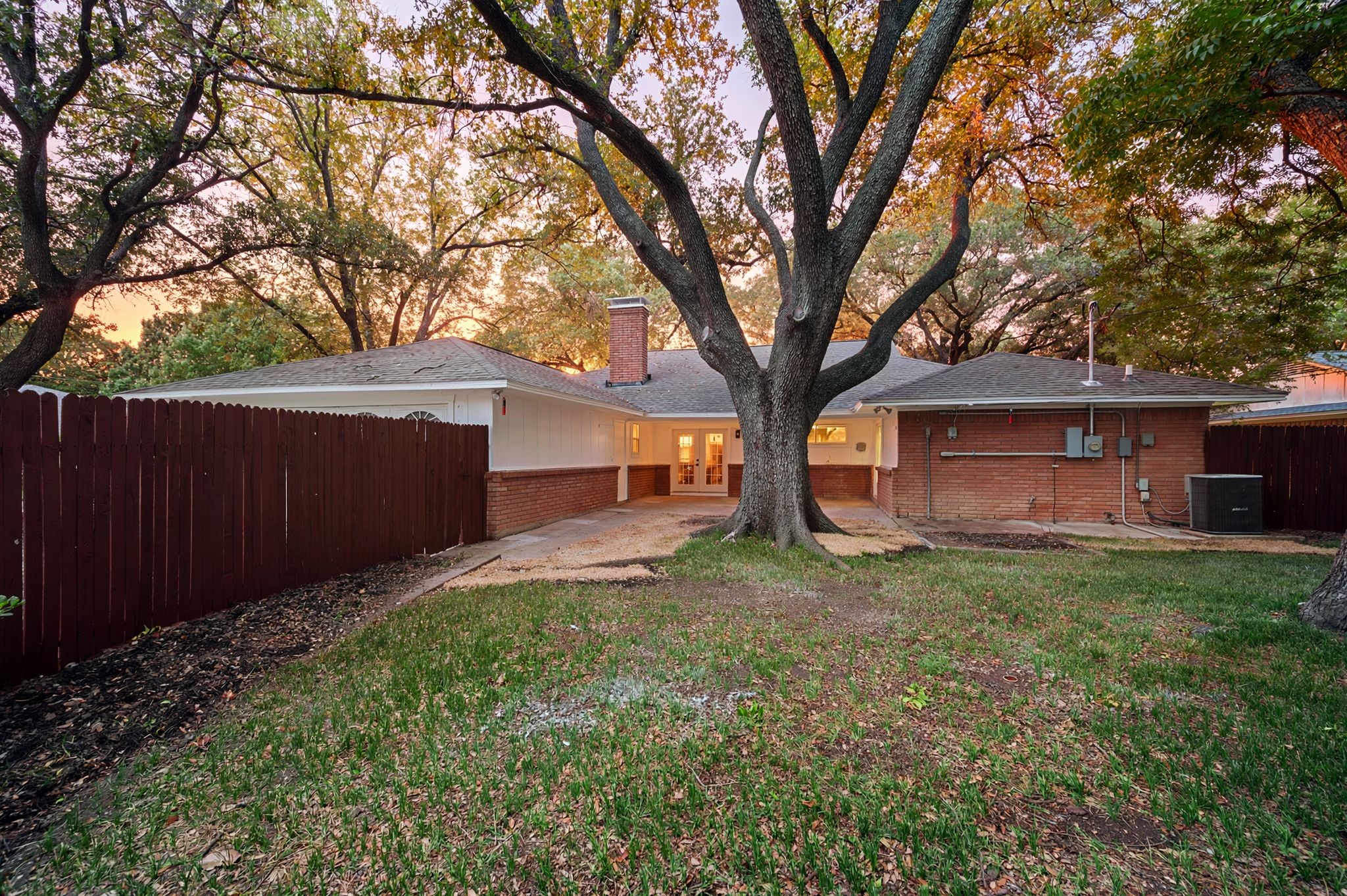 3208 Timberview Road