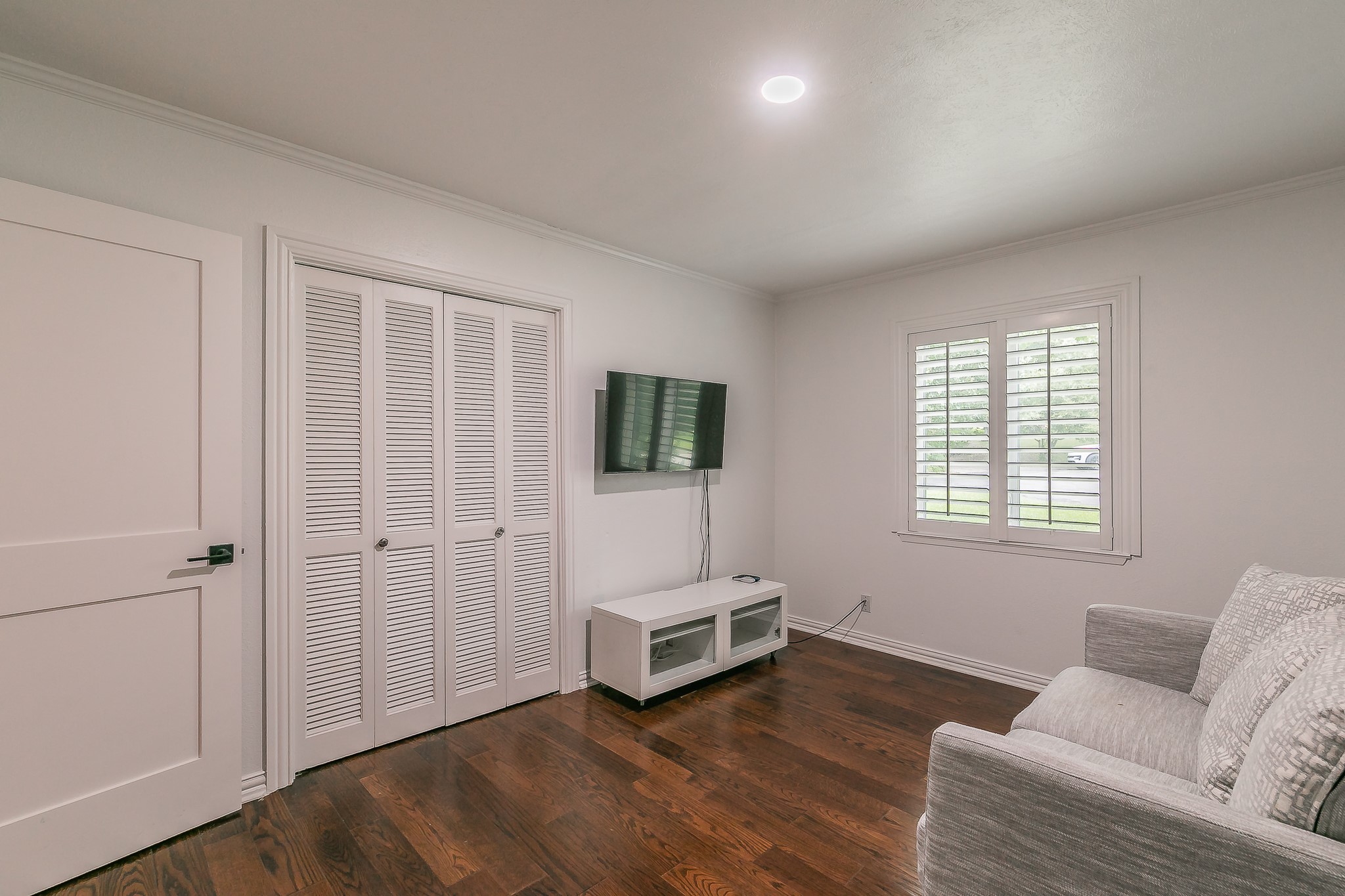 8559 S Mediterranean Circle