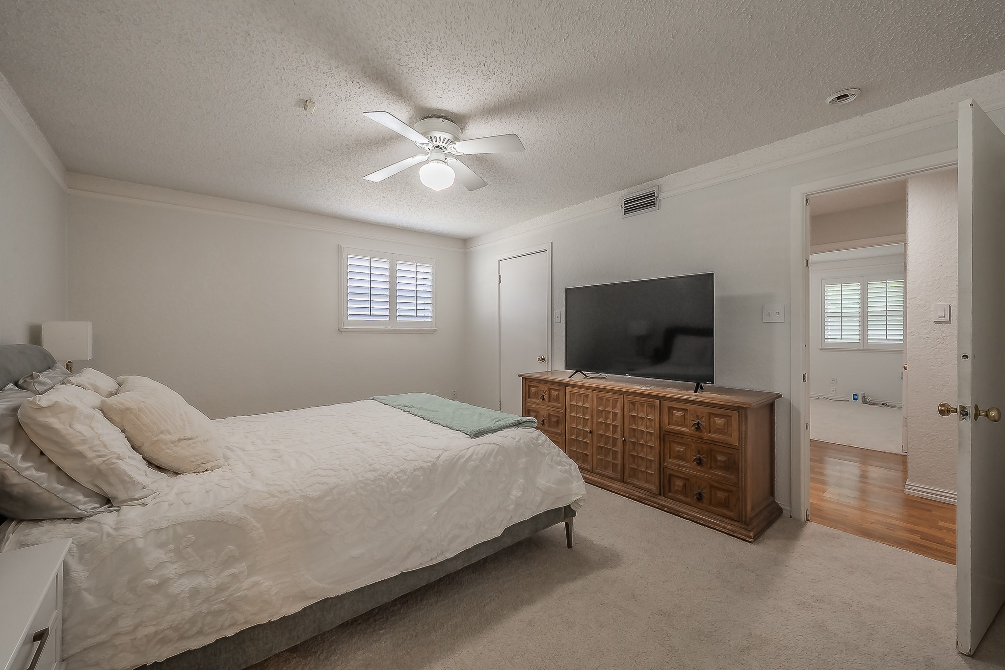 3513 Granada Drive
