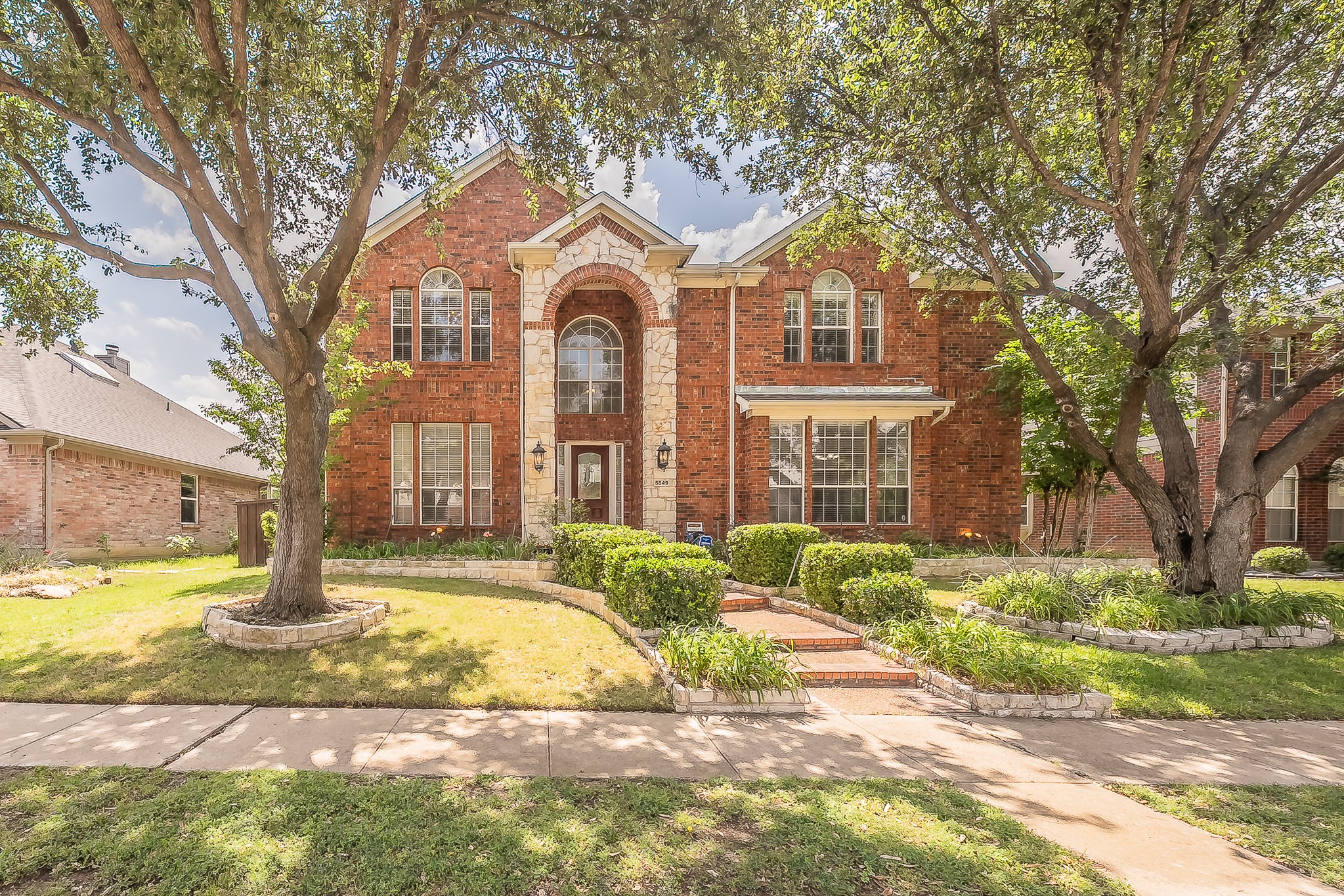 5549 Mountain Valley Drive
