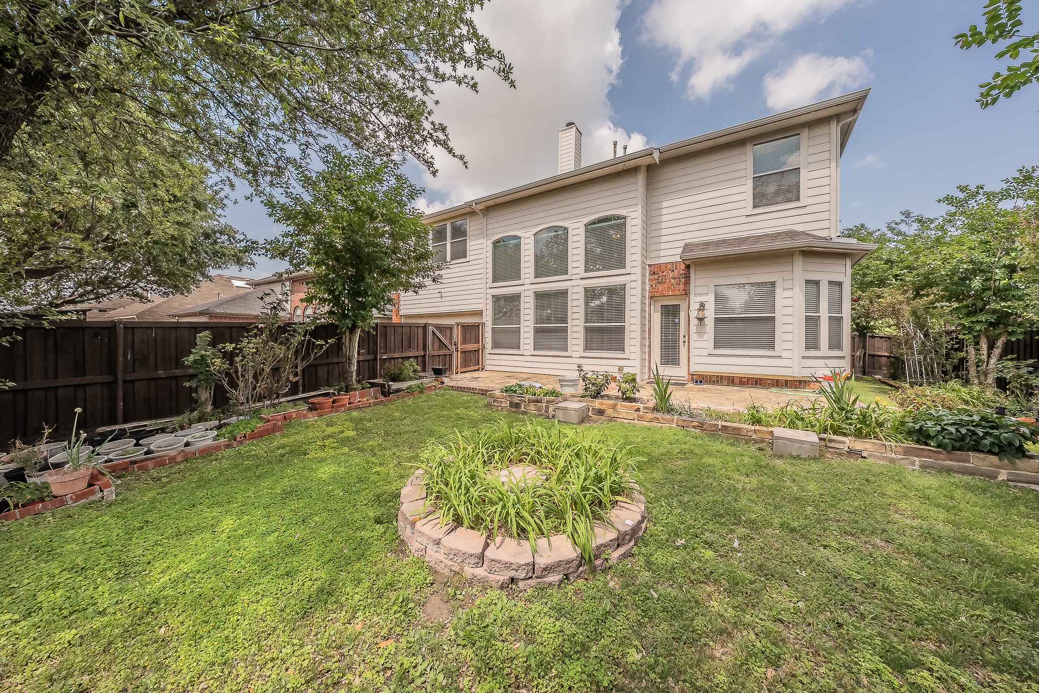 5549 Mountain Valley Drive