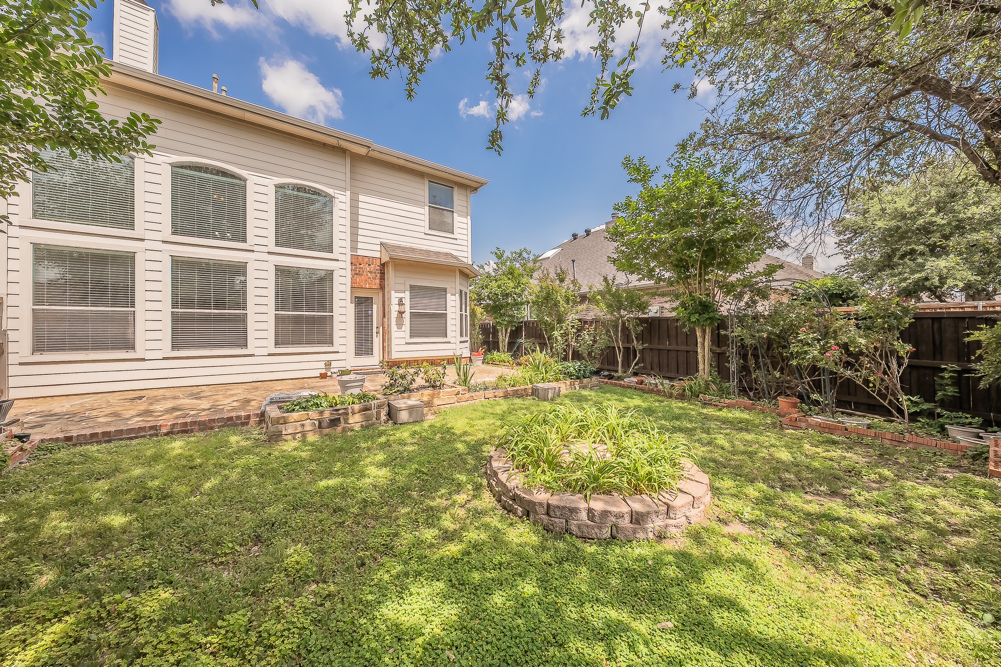 5549 Mountain Valley Drive