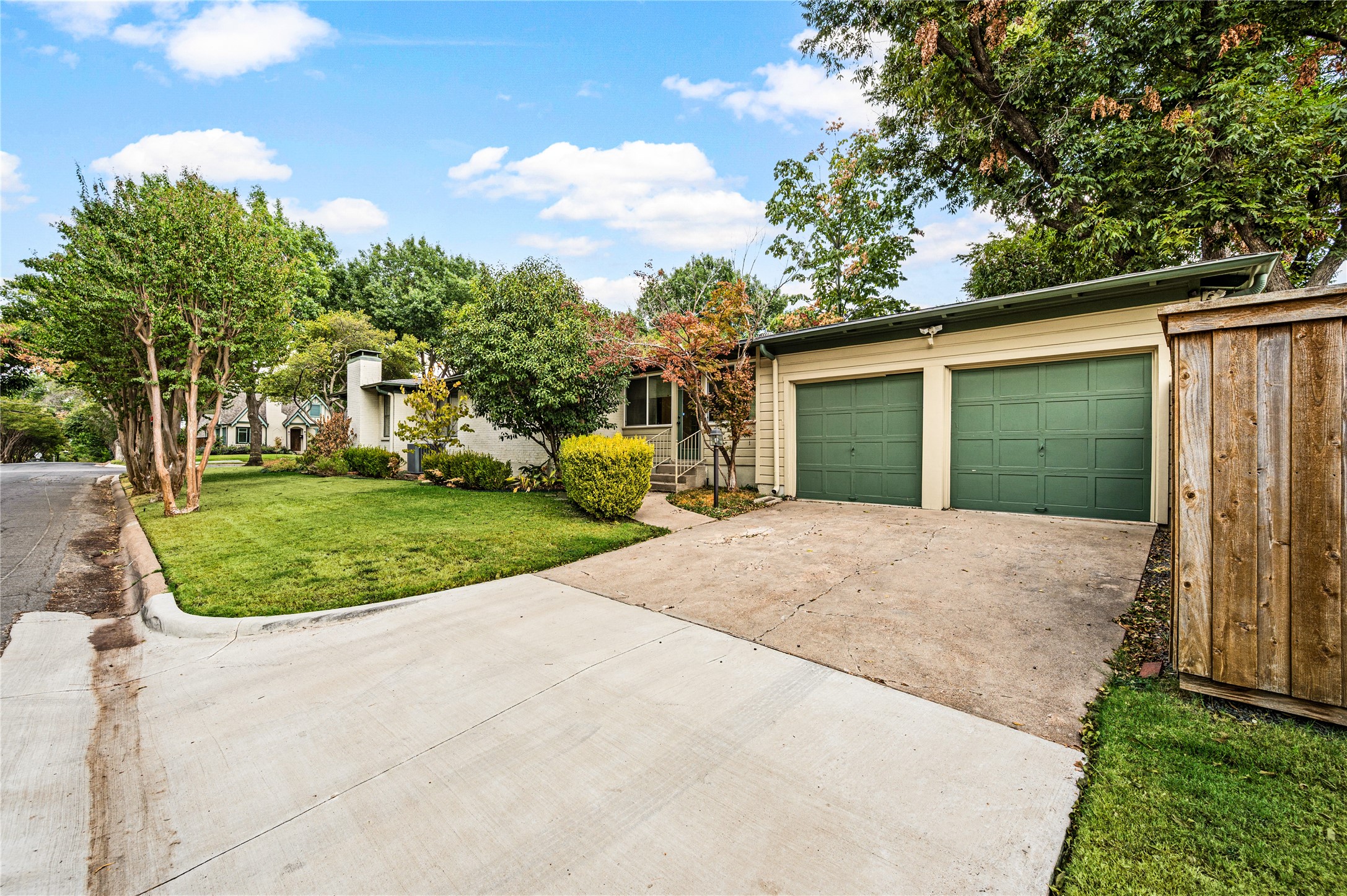 603 Clermont Avenue