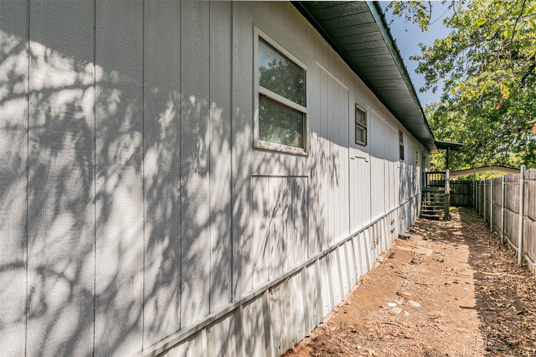 1708 Hilltop Lane