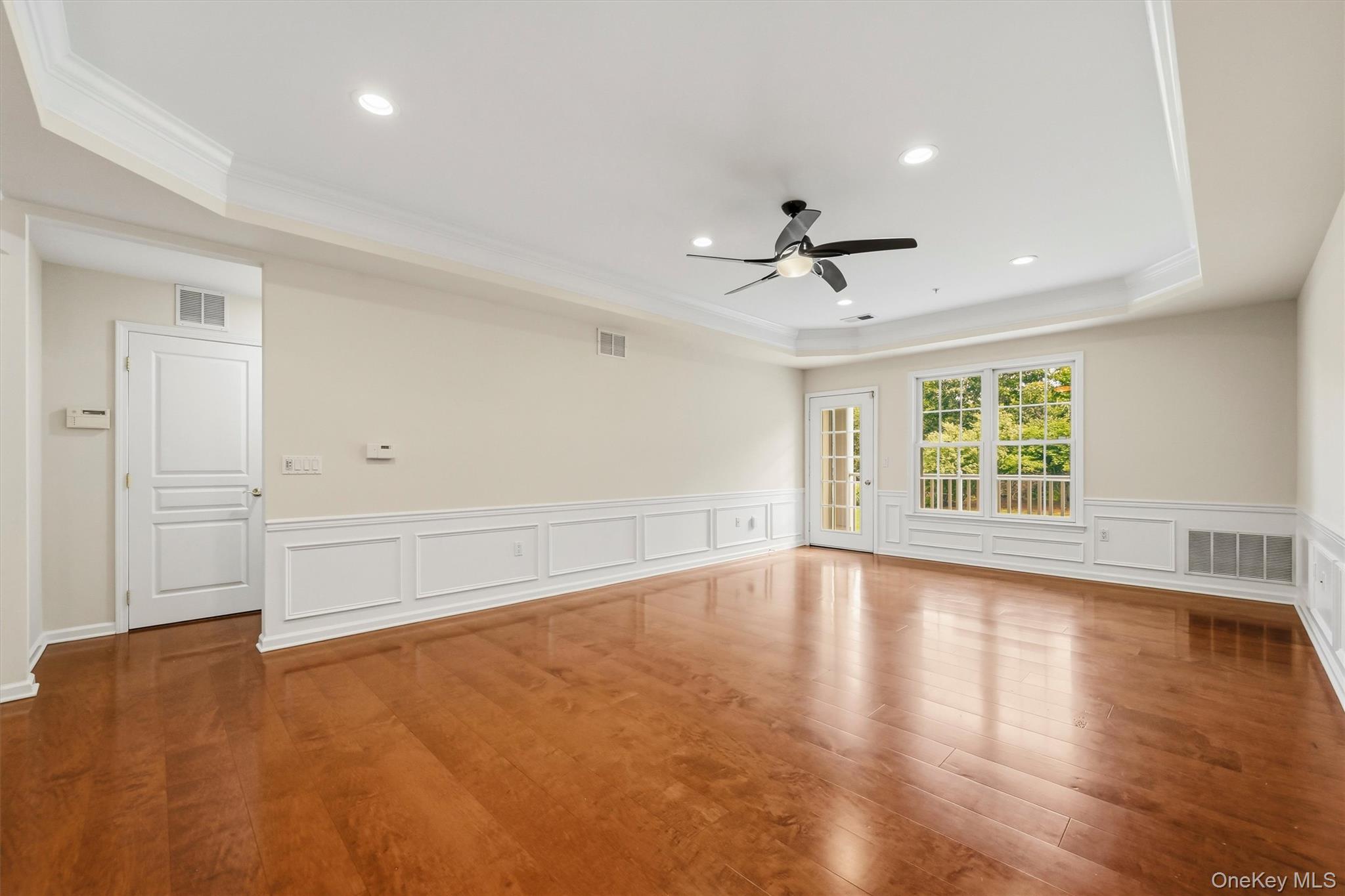 30 N De Baun Avenue Unit: 203