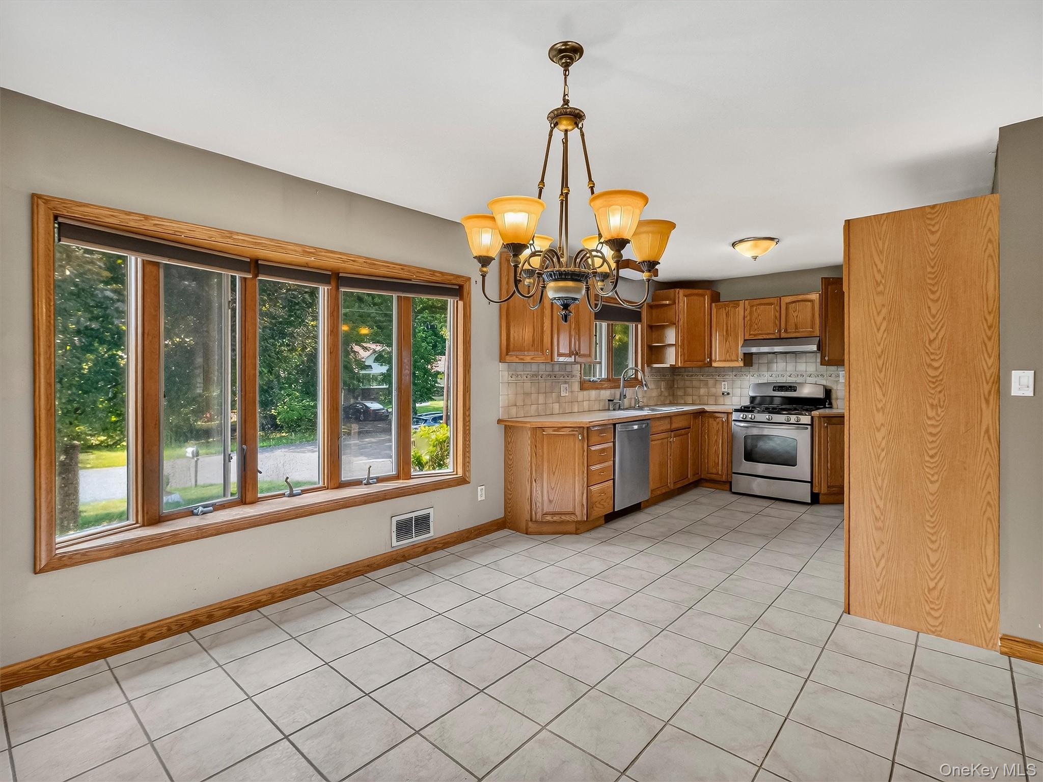 12 Elmwood Drive