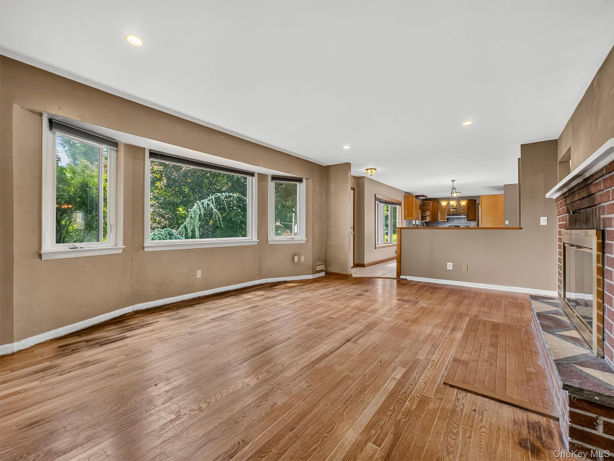 12 Elmwood Drive