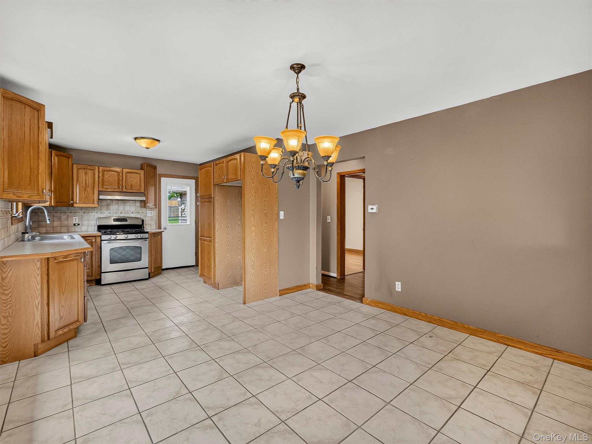 12 Elmwood Drive
