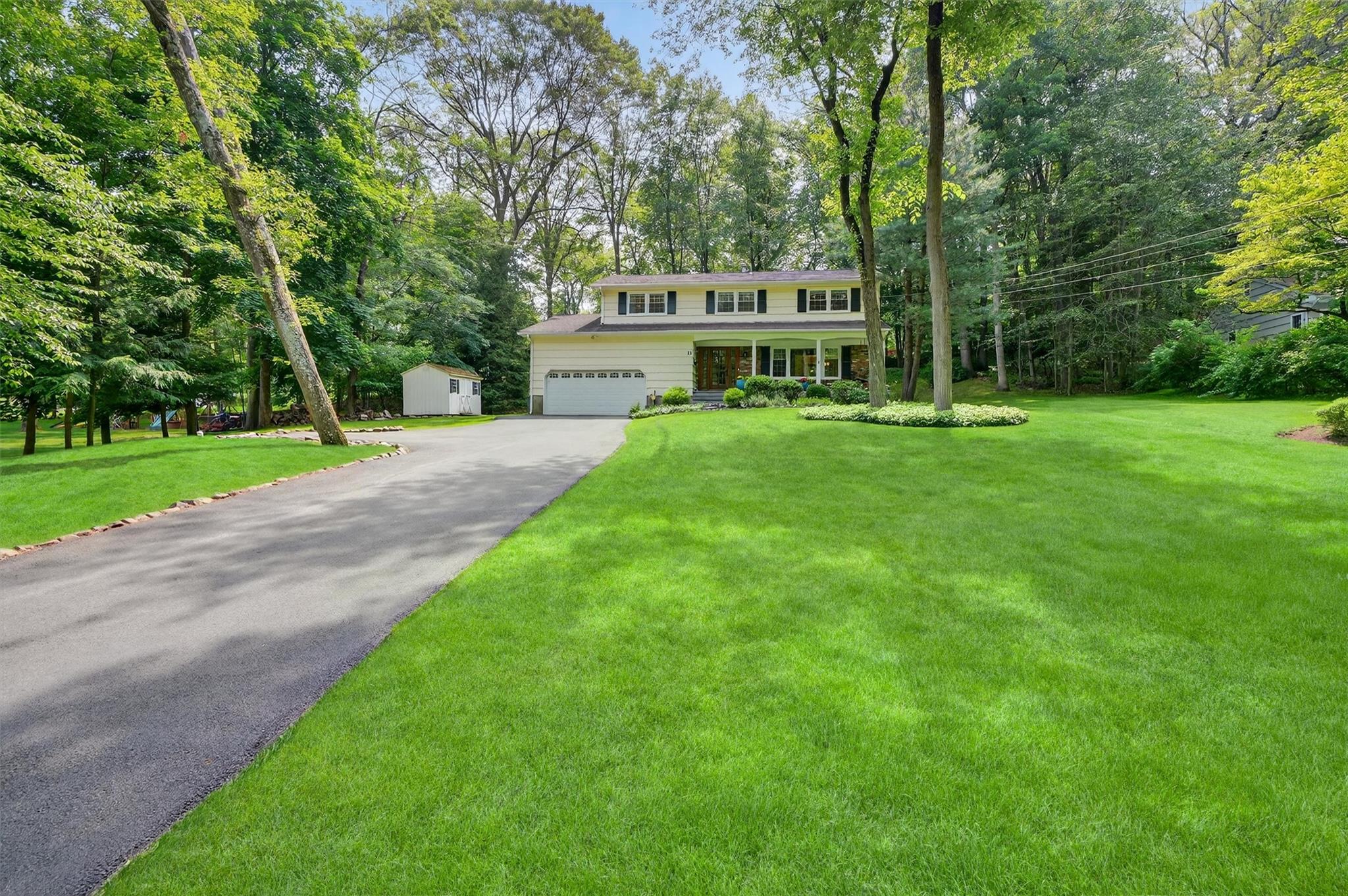11 Robin Hood Road