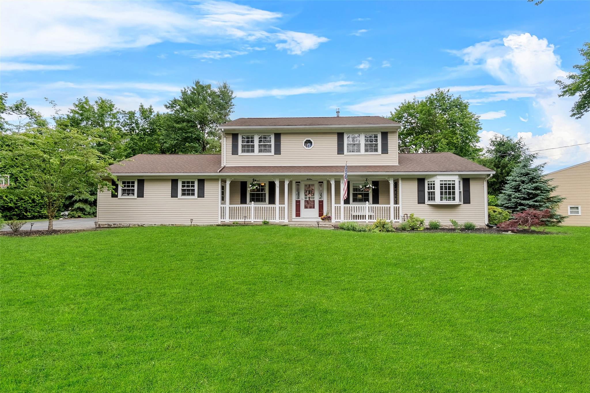 13 Claremont Lane