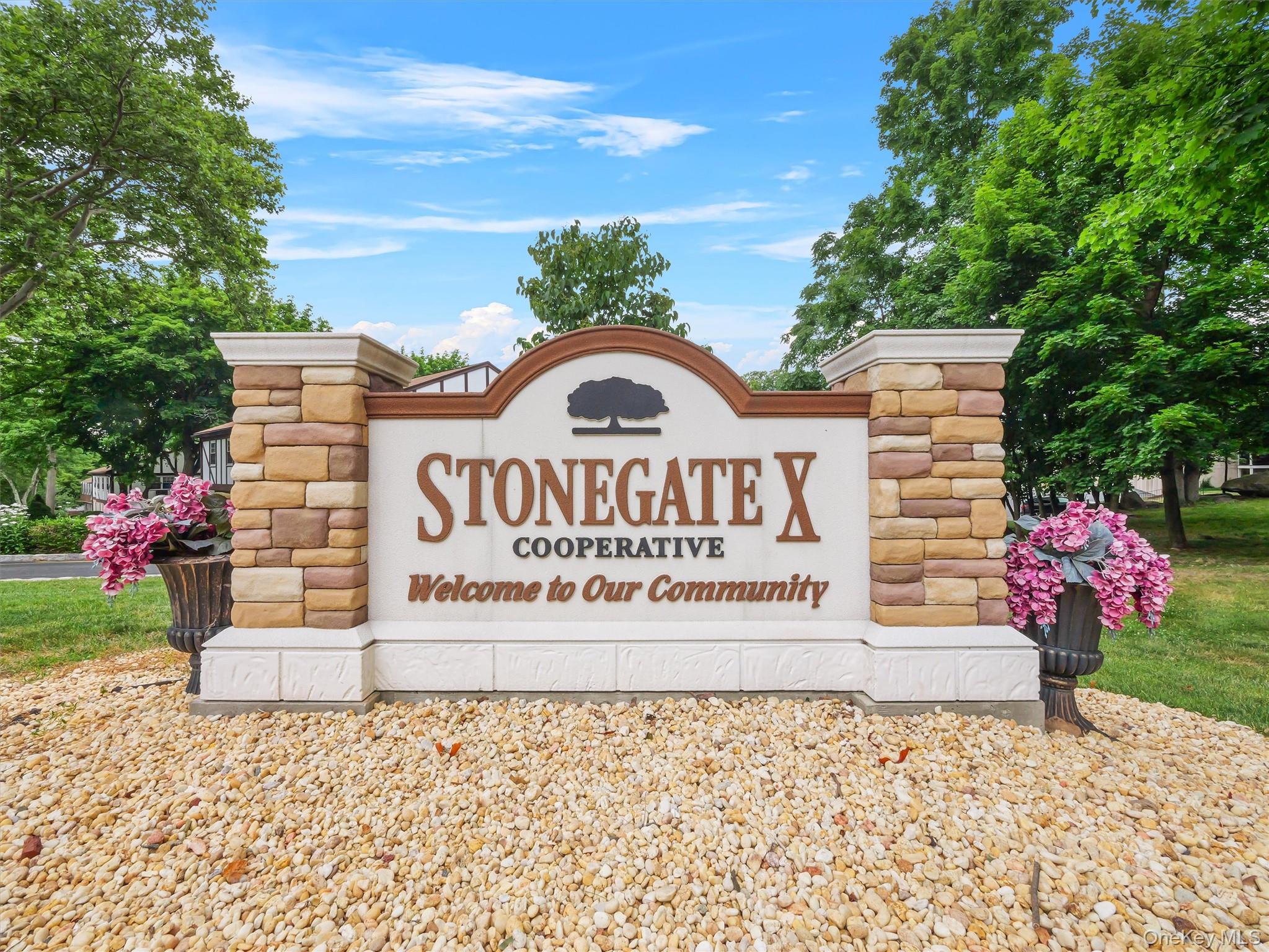 210 Parkside Drive Unit: 210