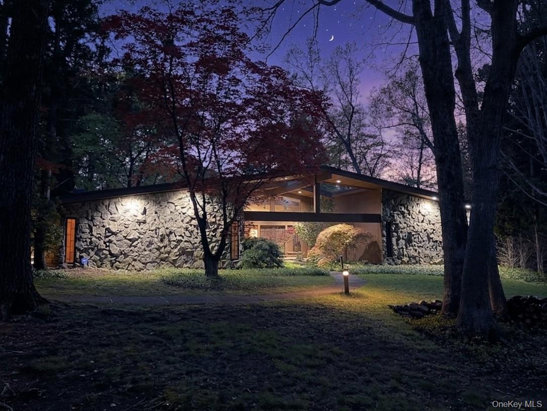 1 Druid Court