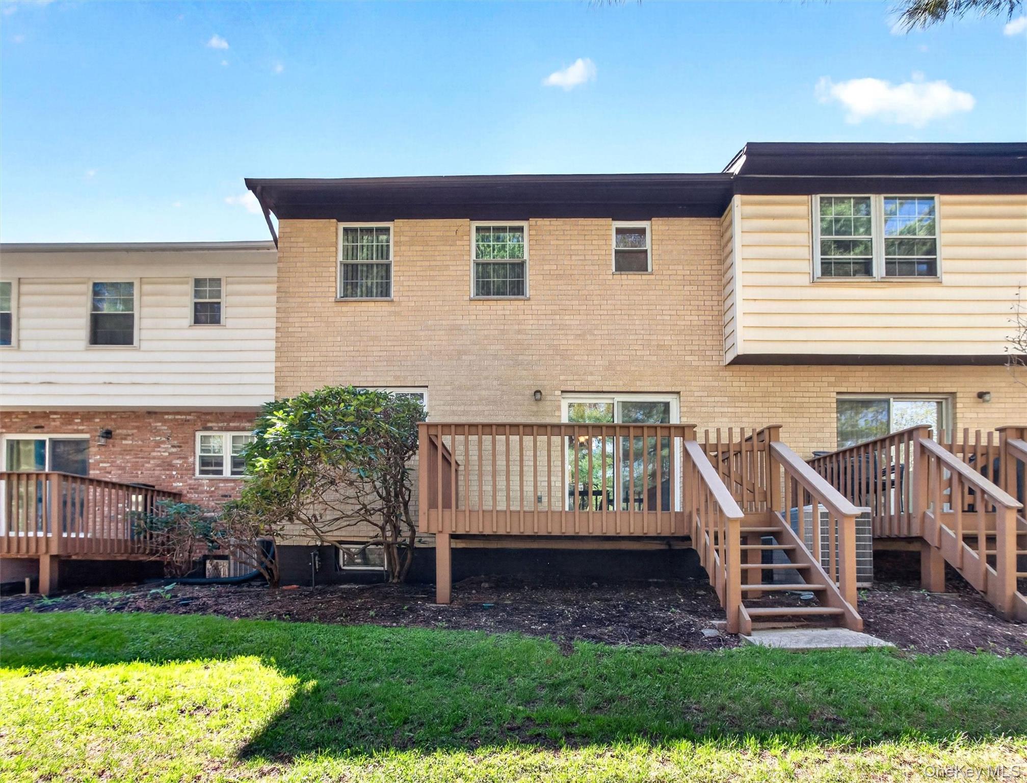 443 Genesee Court