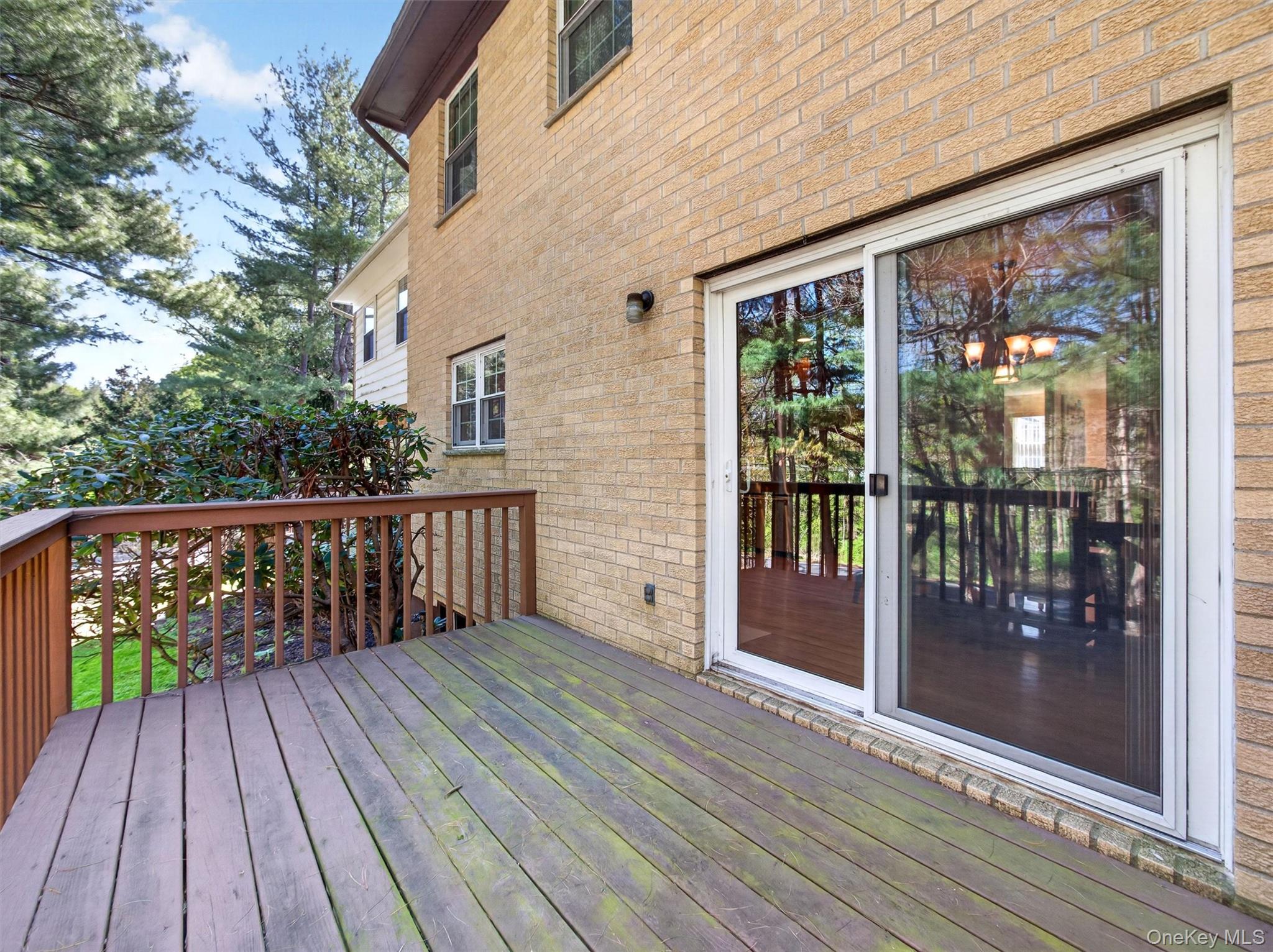 443 Genesee Court