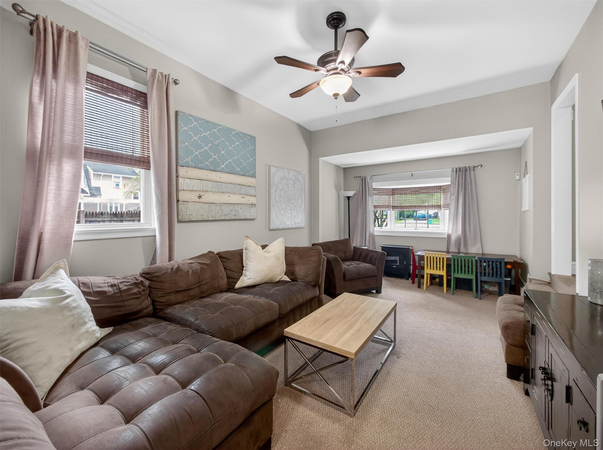 3 Hillside Avenue