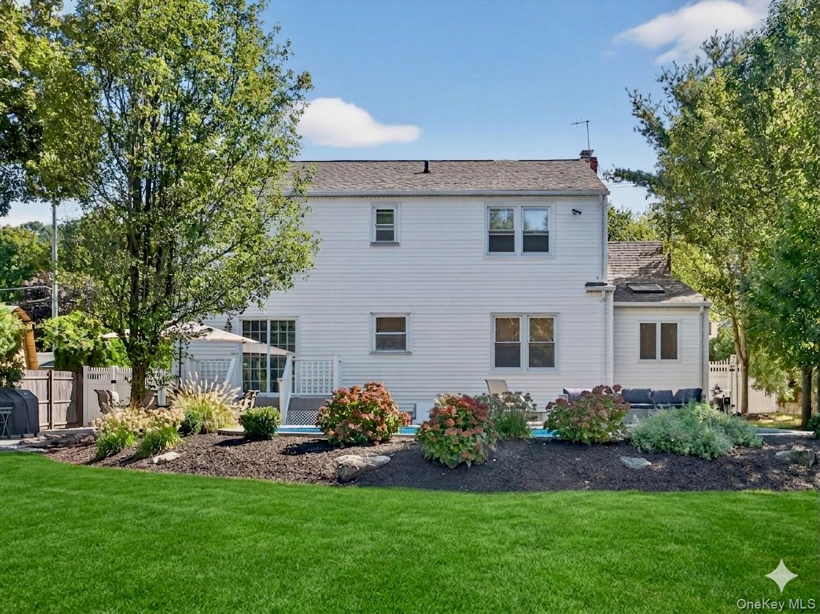 3 Hillside Avenue