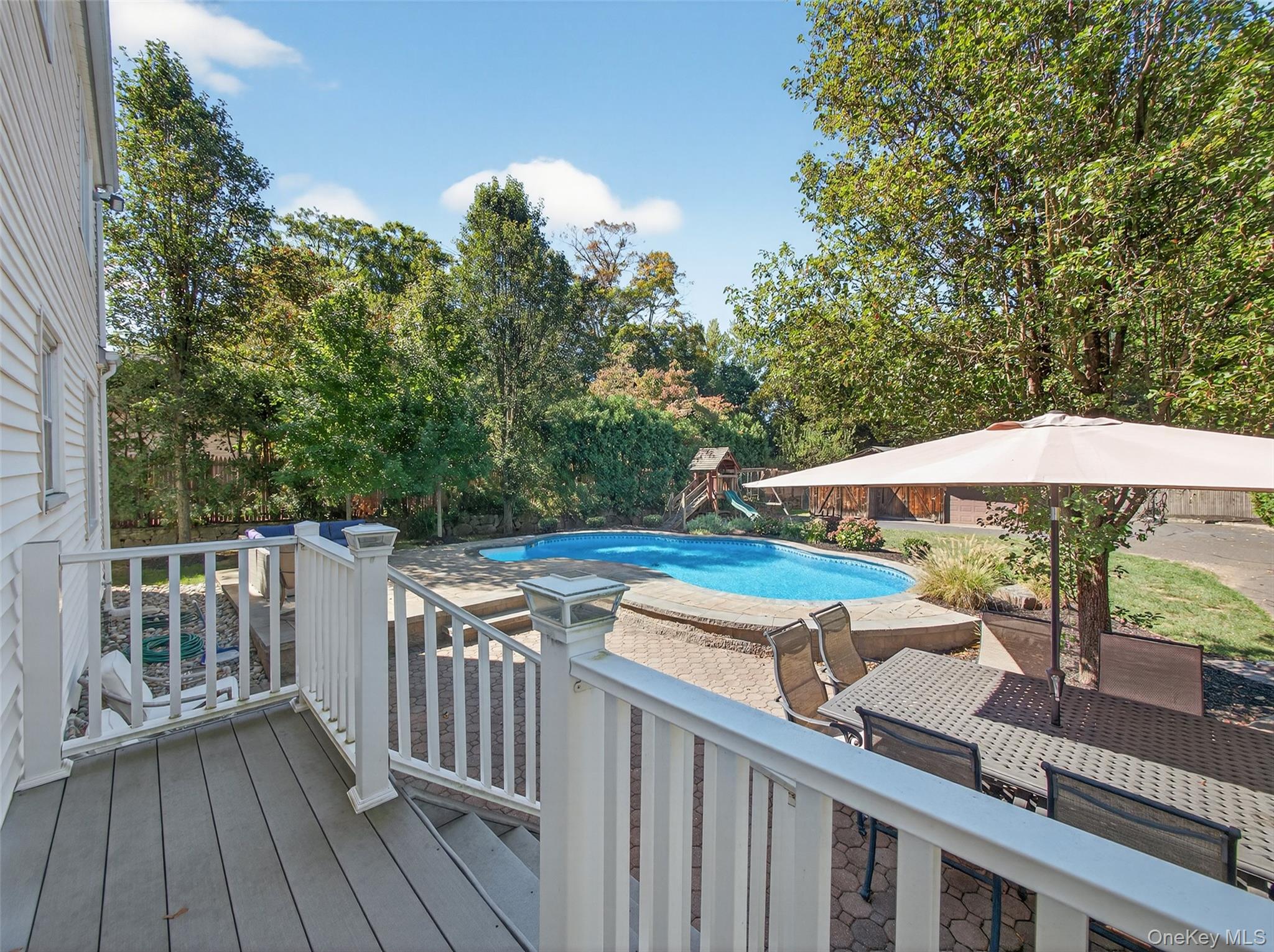 3 Hillside Avenue