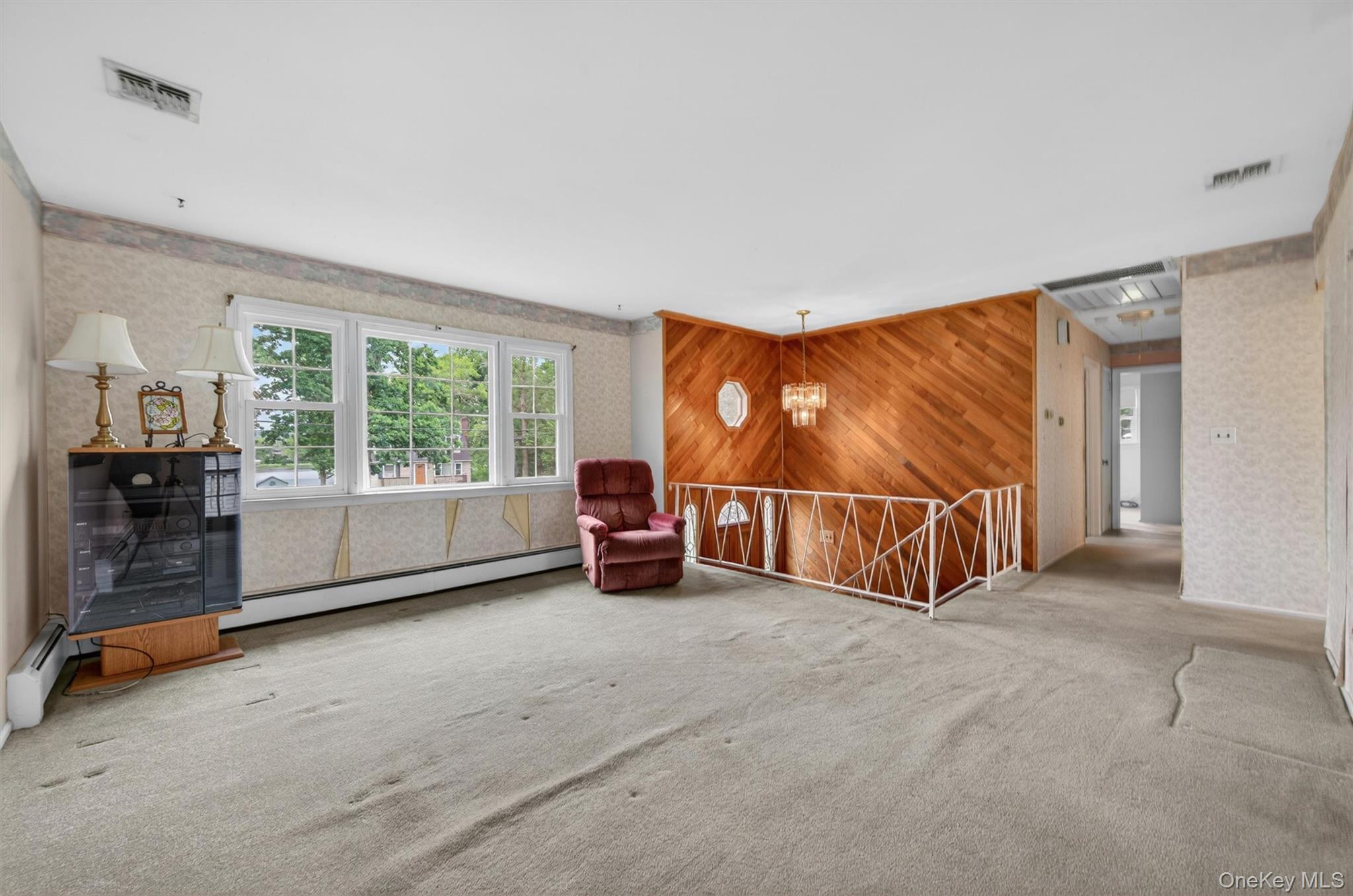 105 Lakewood Drive