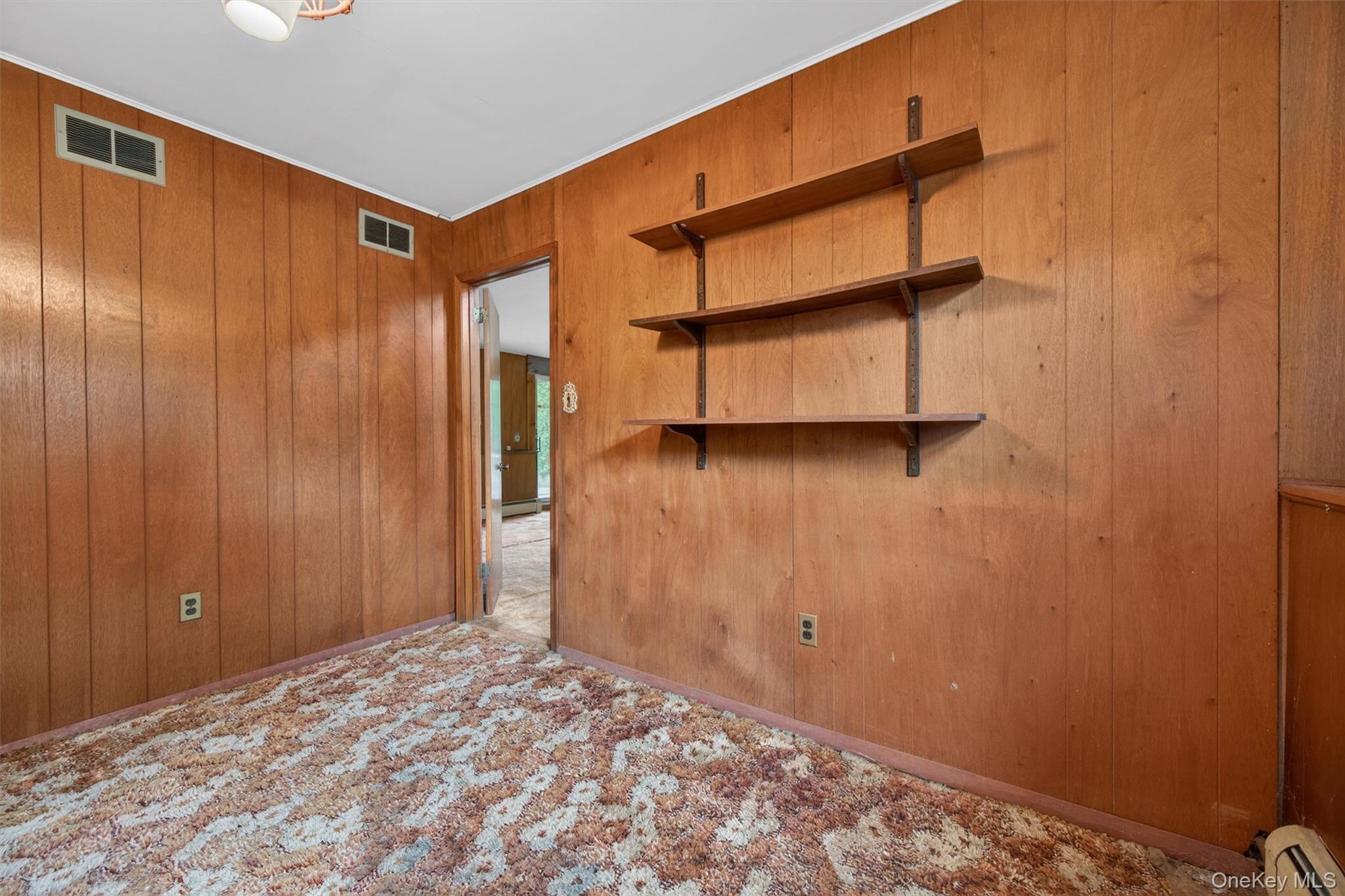 105 Lakewood Drive