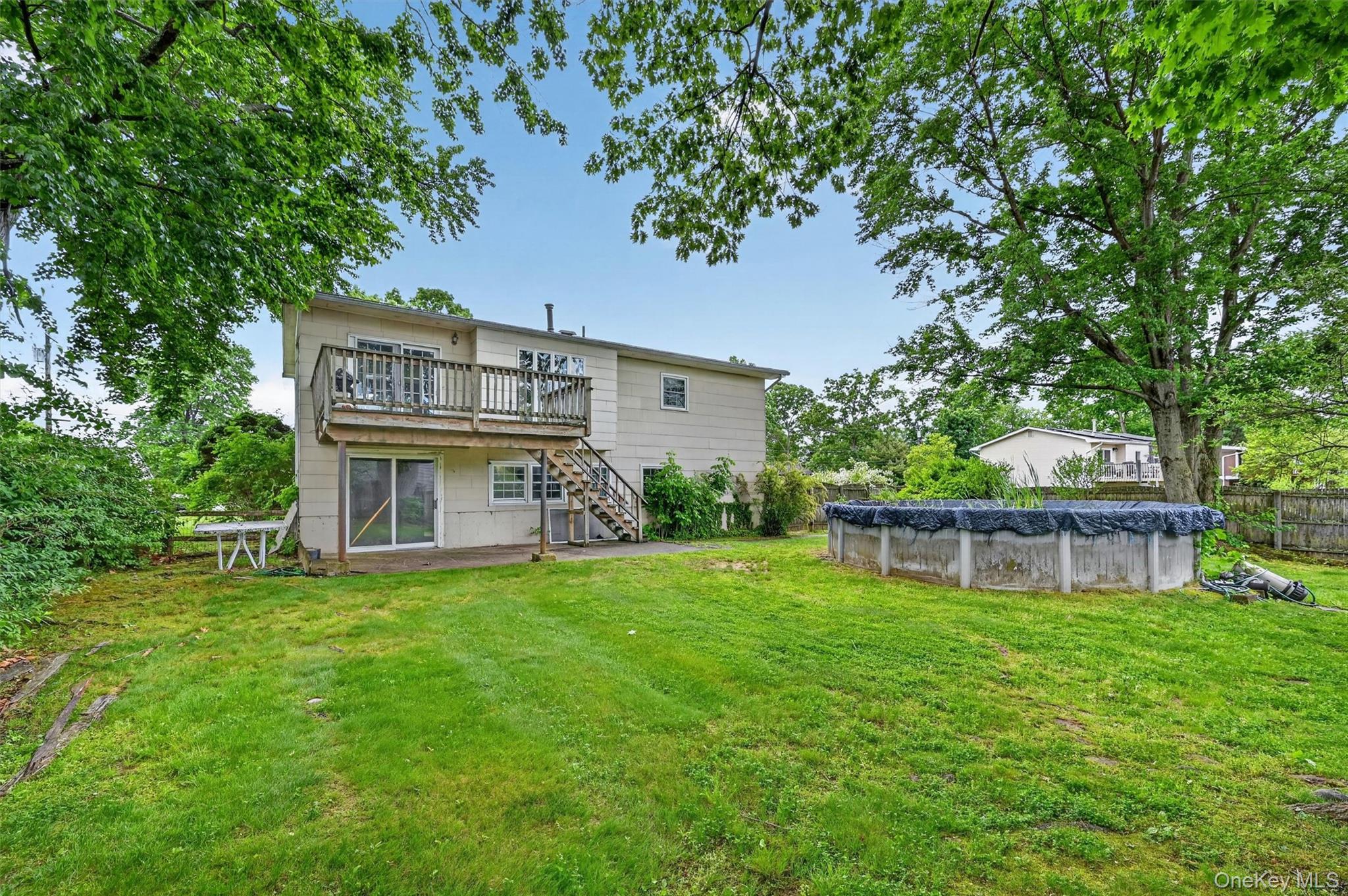 105 Lakewood Drive