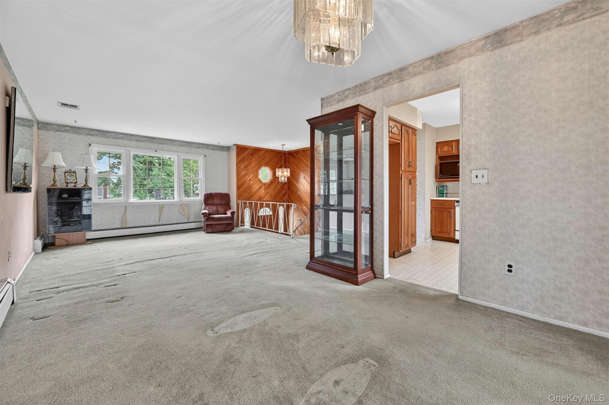 105 Lakewood Drive