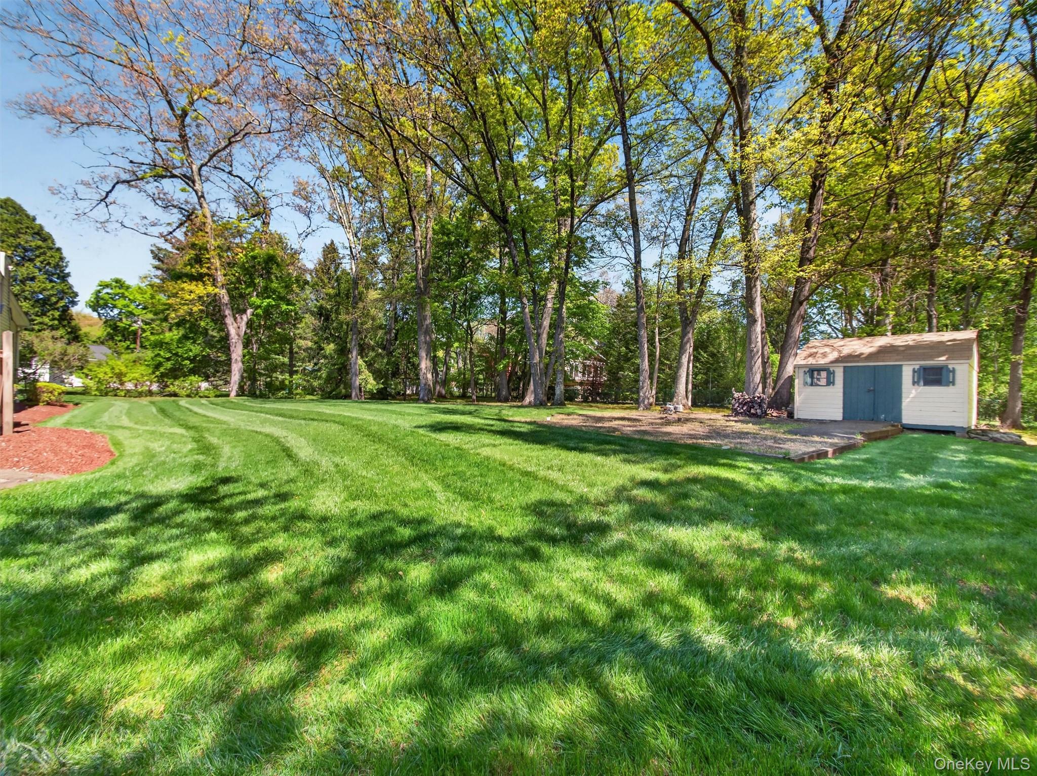 22 E Mayer Drive