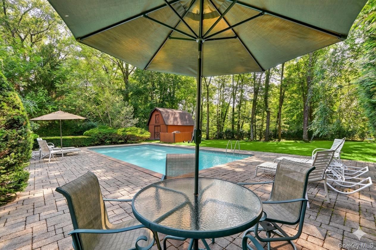 6 Sterling Forest Lane