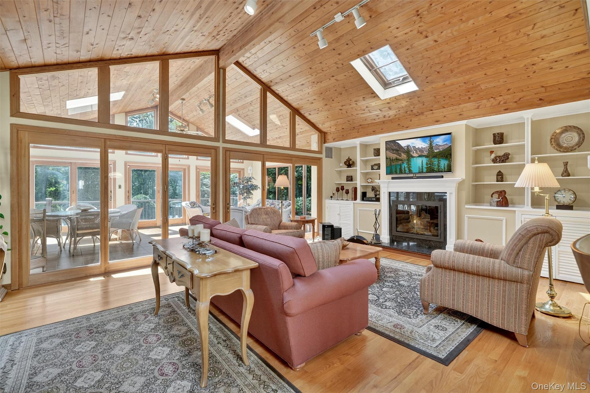6 Sterling Forest Lane