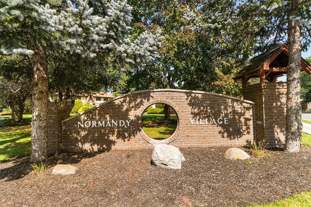 18 Normandy Village Unit: 6