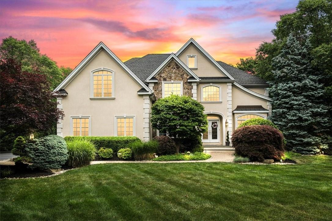 9 Lakeview Court