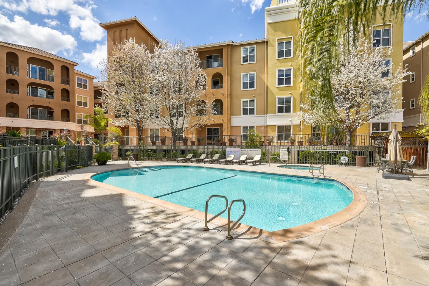 1445 Fruitdale AVE 107