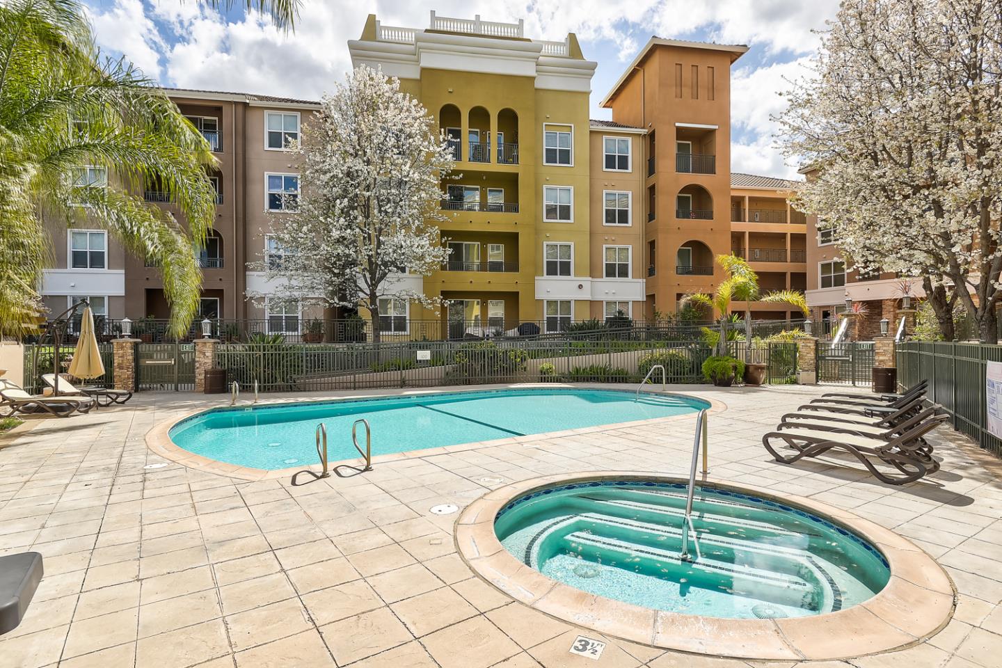 1445 Fruitdale AVE 107