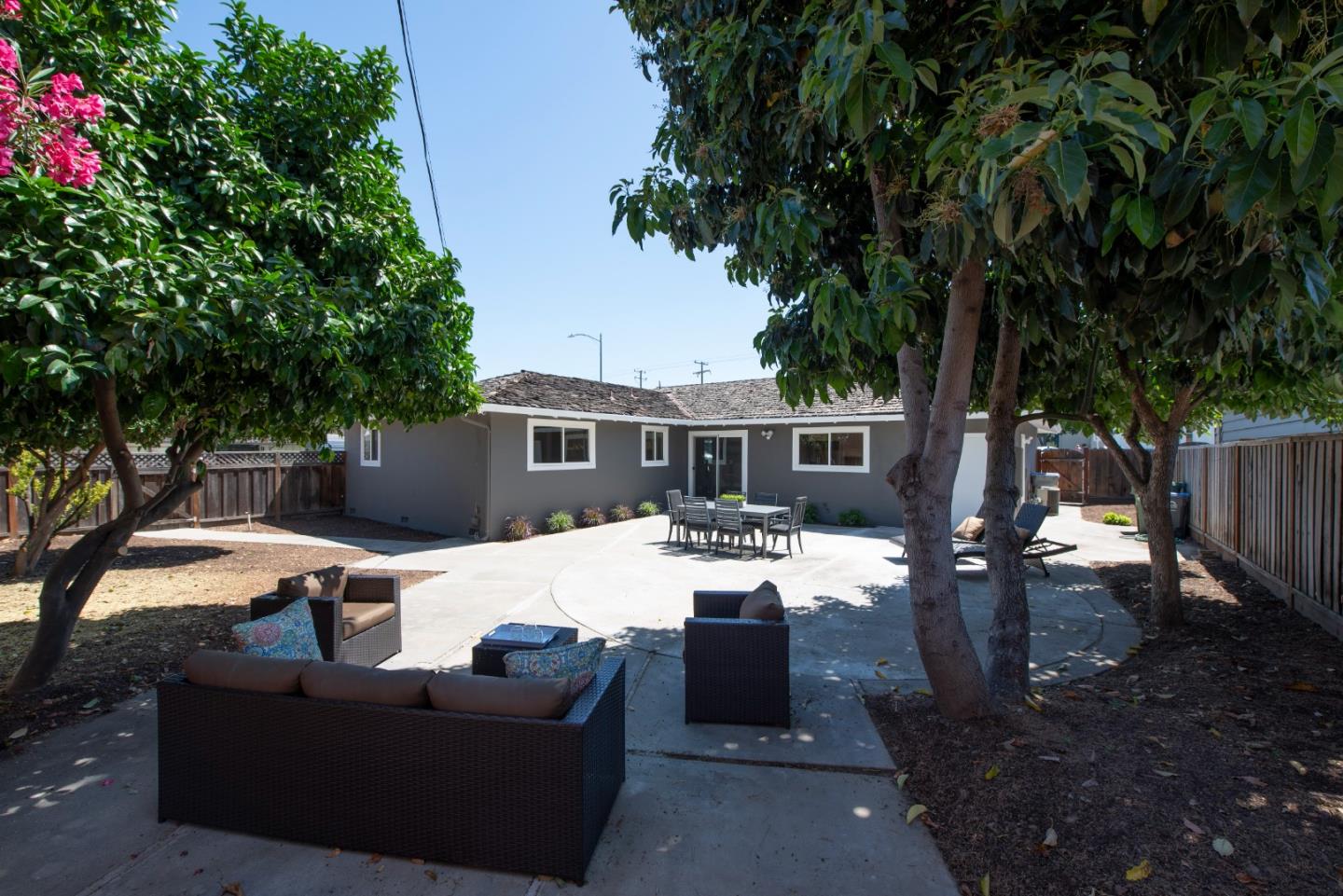 1801 Meridian Avenue