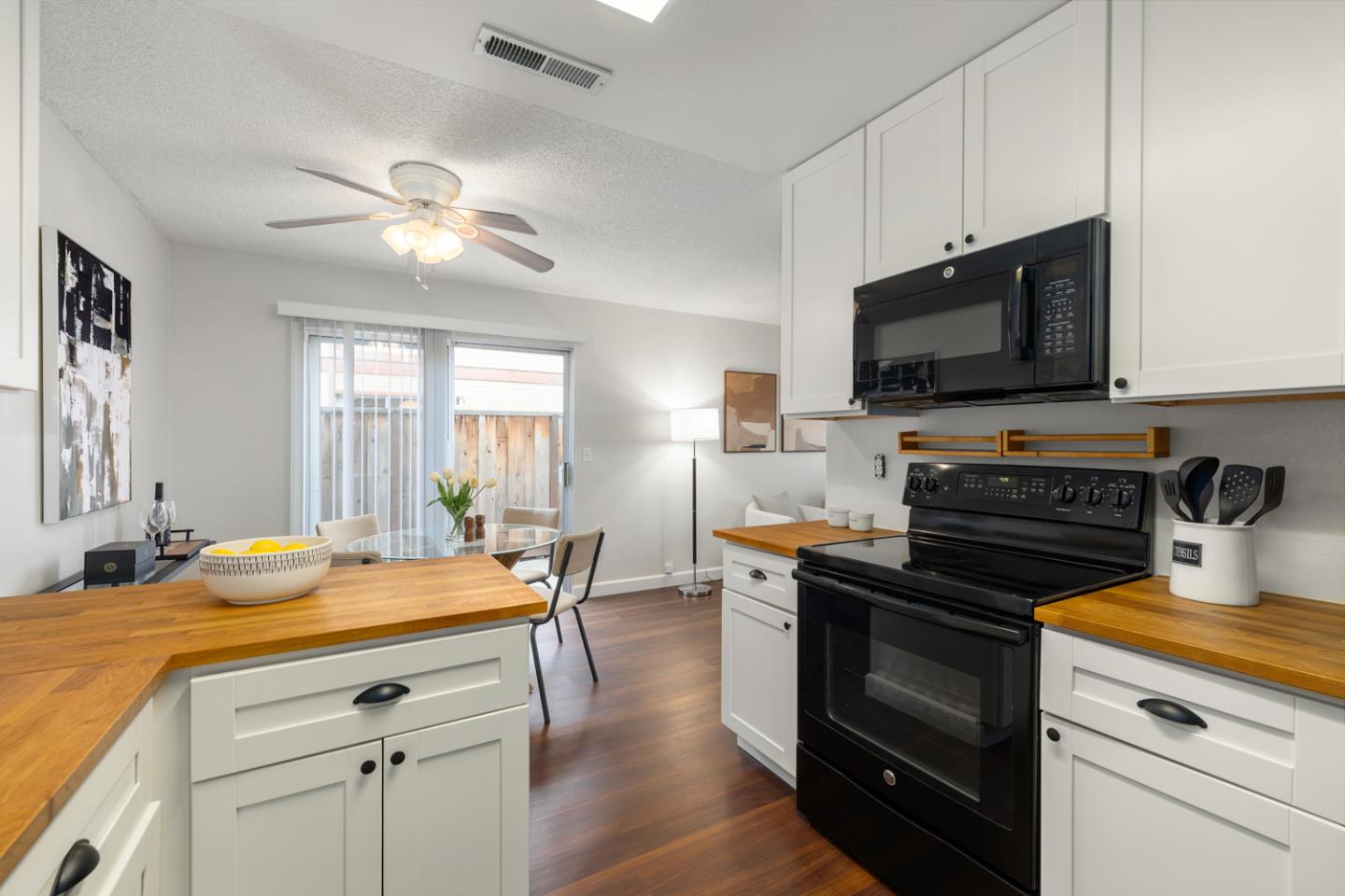 17 Paseo Grande Unit: A