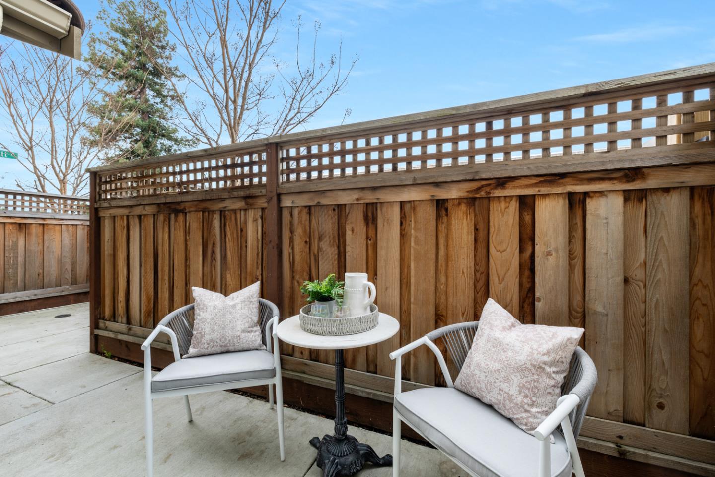 2208 Rosenblatt Street