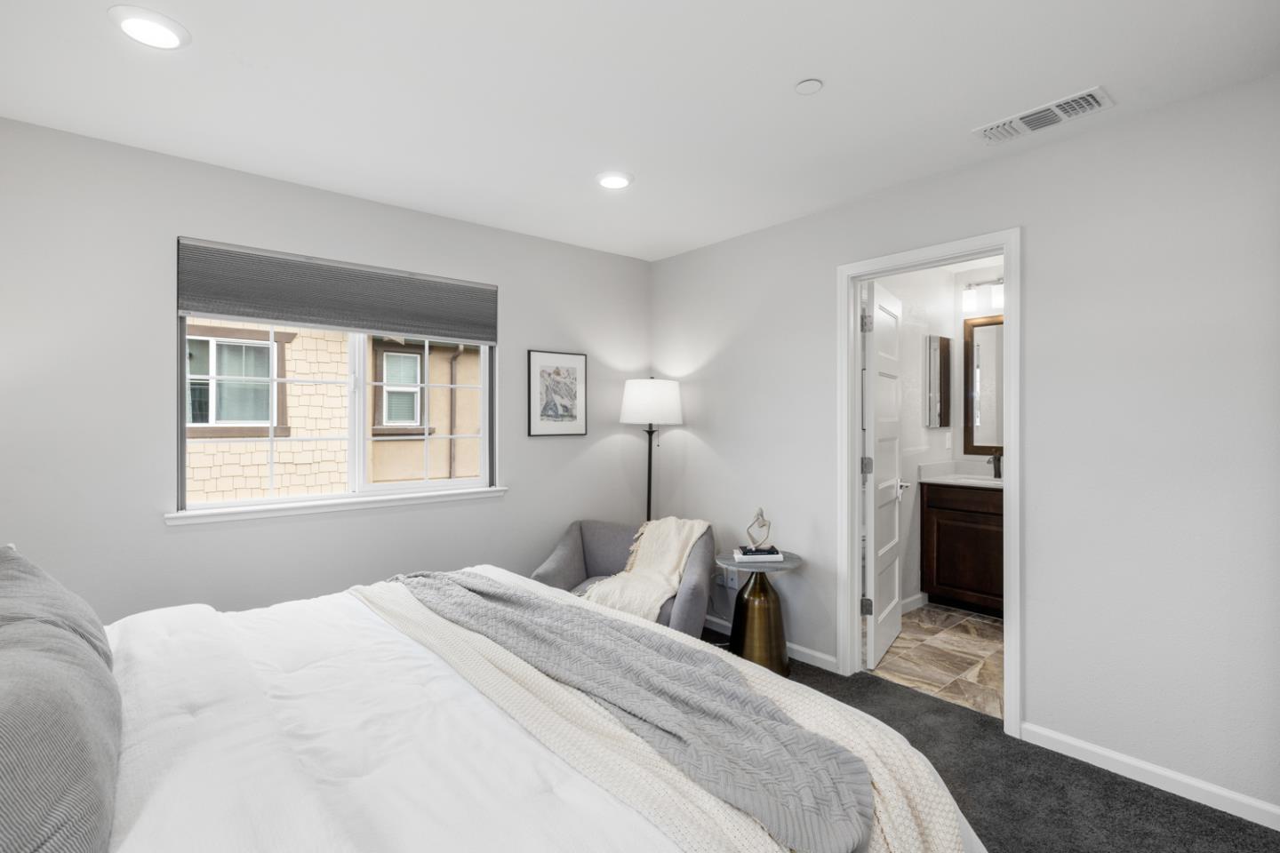 2208 Rosenblatt Street