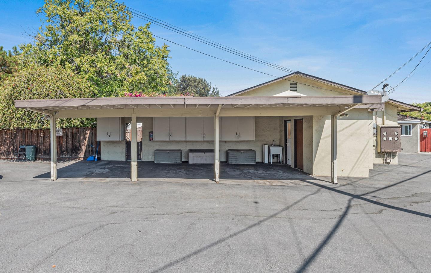 760 Golden Oak Court