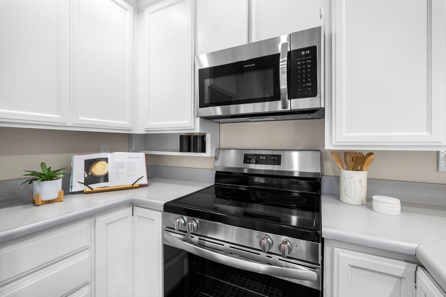 3407 La Terrace Circle