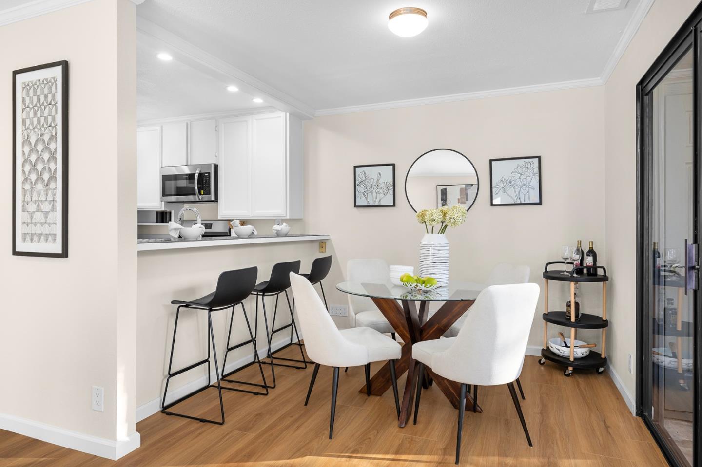 3407 La Terrace Circle