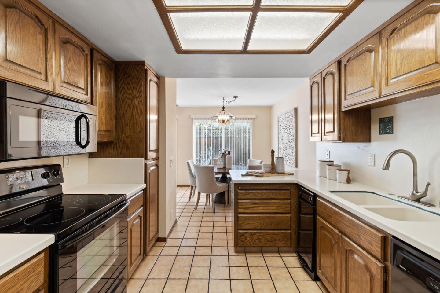 347 W Rincon Avenue Unit: D