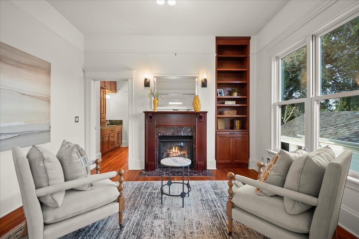 1237 Hester AVE