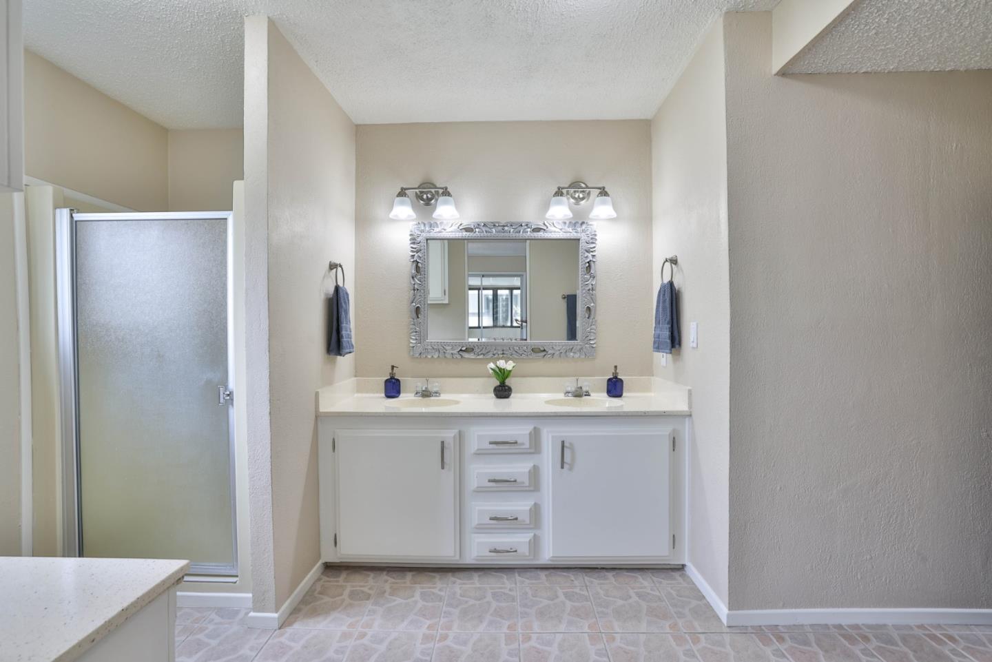 816 Villa Teresa WAY 816